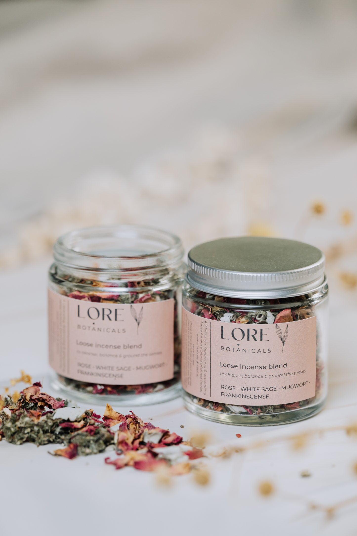 Dry incense blend - Rose / White Sage / Mugwort / Frankincense