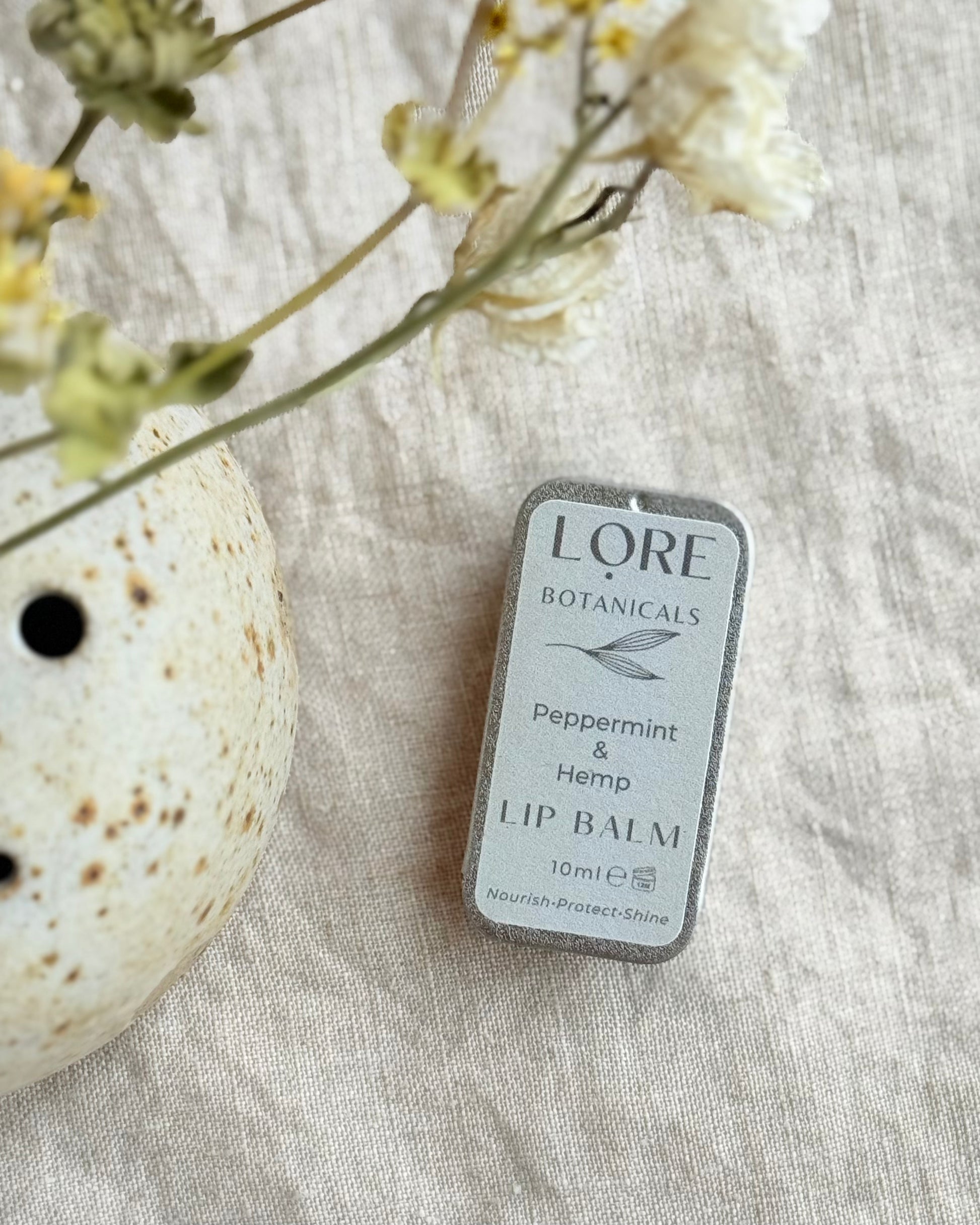 Our peppermint & hemp lip balm will moisturise, soften, protect & give your lips a gorgeous sheen.