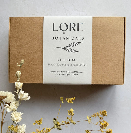 This beautifully presented botanical clay mask gift box comes with either our pink or green clay mask blend, a small locally made ceramic bowl & a mini coconut spoon - ready to create a moment of self care. 

 

Our clay mask blends are made up of 8 clays & plant powders which are packed with botanical goodness. They will naturally boost & brighten dull tired looking skin, leaving your complexion cleansed & radiant.