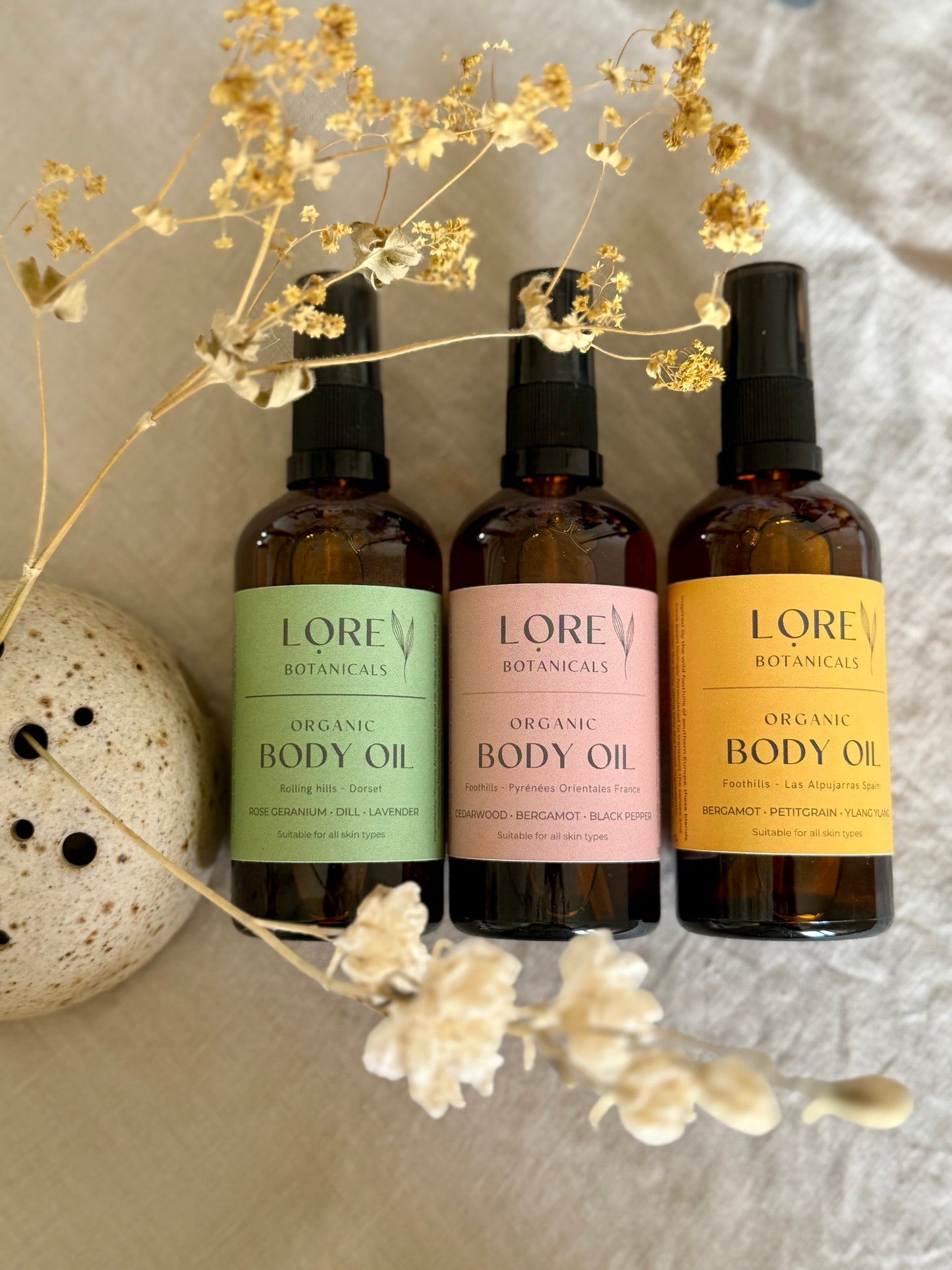 Inspired by the green rolling hills of Dorset, this blend has been lovingly formulated to transport the senses and nourish the body using only the finest organic ingredients.

This perfectly balanced herby, green floral blend of 14 oils, including Rosehip, Apricot and Camelina, provide a light, quick to absorb body oil, that will leave your skin silky smooth and moisturised.