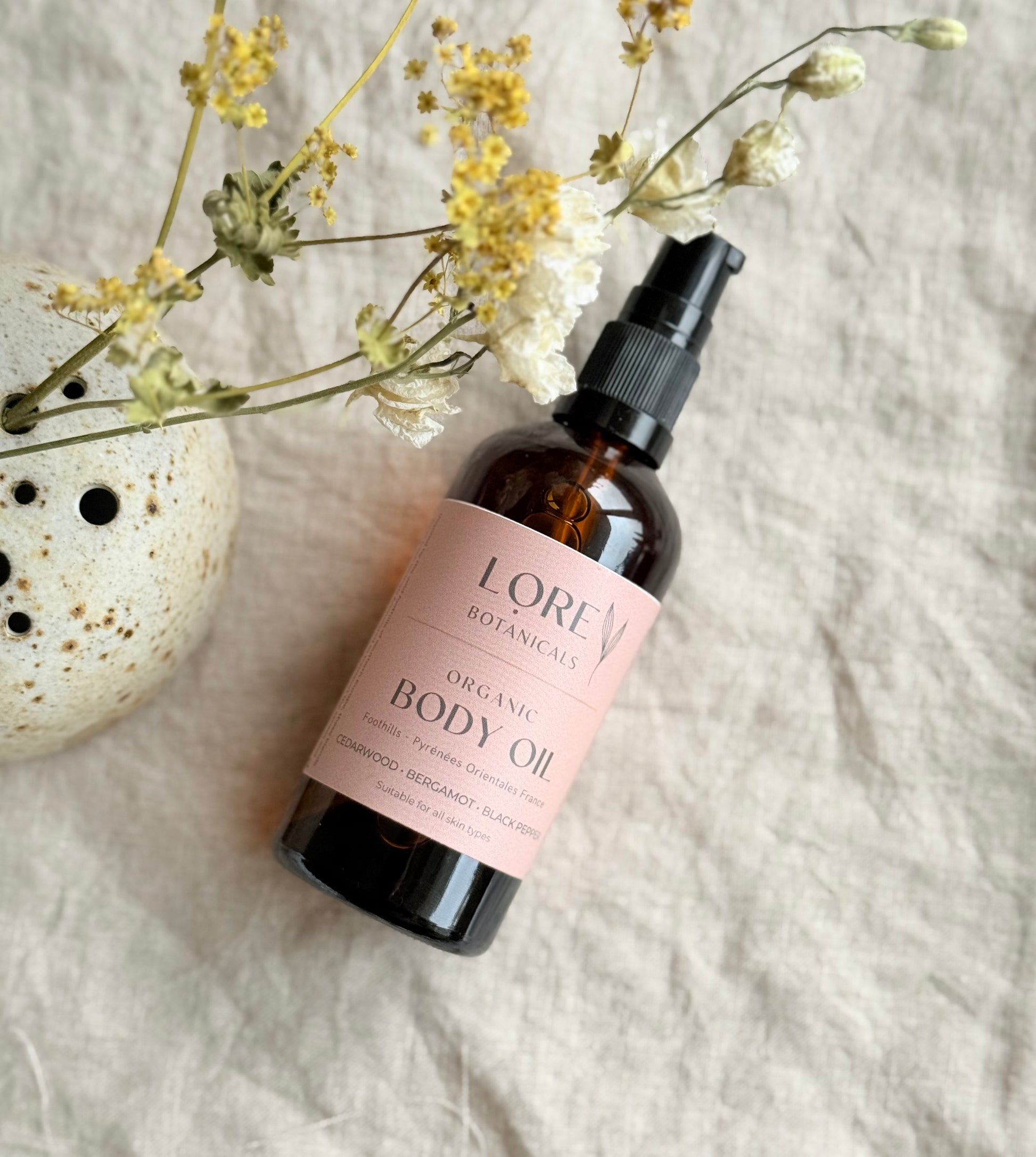 Inspired by the wild foothills of southern Europe, these blends have been lovingly formulated to transport the senses and nourish the body using only the finest ingredients.


This perfectly balanced aromatic, woody blend of 14 oils, including Rosehip, Apricot and Camelina, provide a light, quick to absorb body oil, that will leave your skin silky smooth and moisturised.